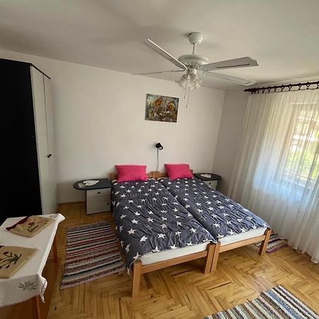 Apartman Velojic โดนยี มิลาโนวัซ ภายนอก รูปภาพ