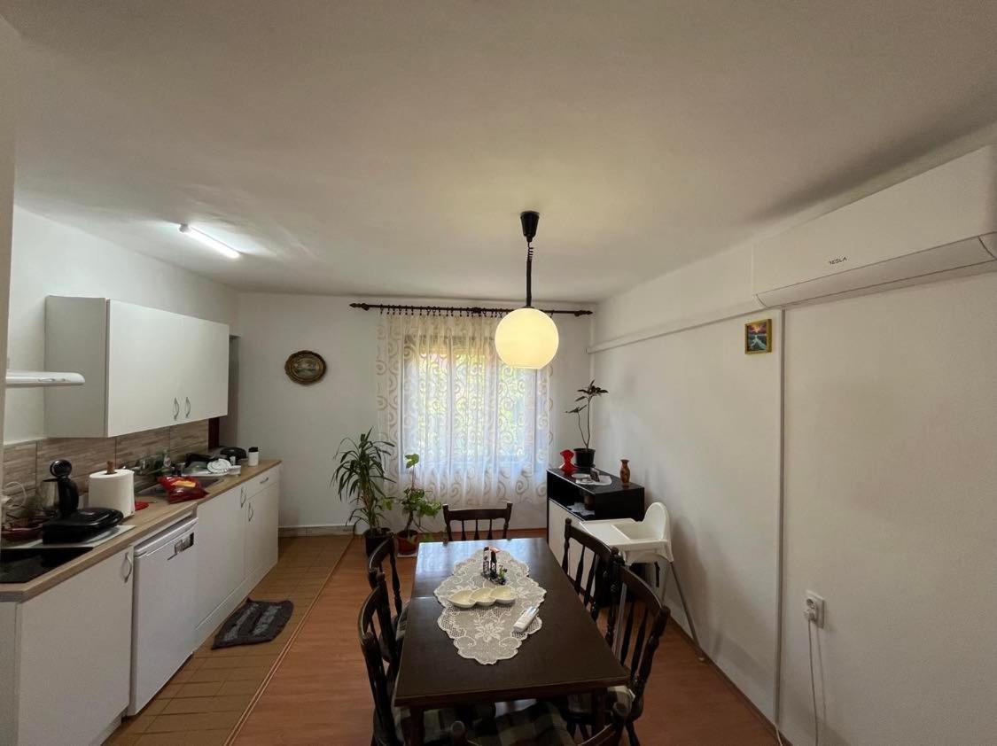 Apartman Velojic โดนยี มิลาโนวัซ ภายนอก รูปภาพ